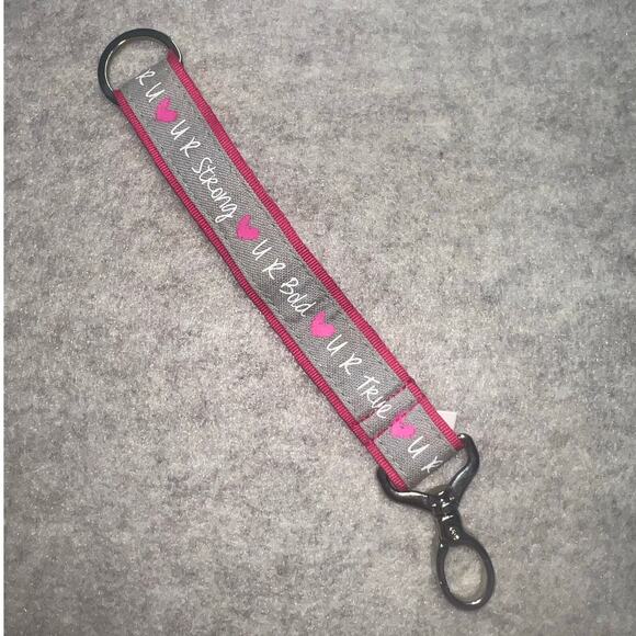 Thirty-One Heart Key Fob Pink Gray “U R Strong” Hang It Up Keychain - Picture 1 of 3